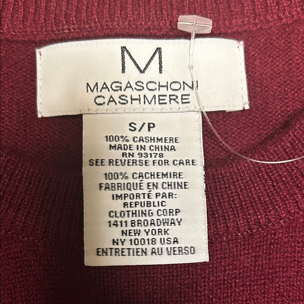 NWOT Cashmere Burgundy Long Sleeve Crew Neck Sweater. Size S - Picture 6 of 10